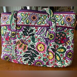 Vera Bradley shoulder tote